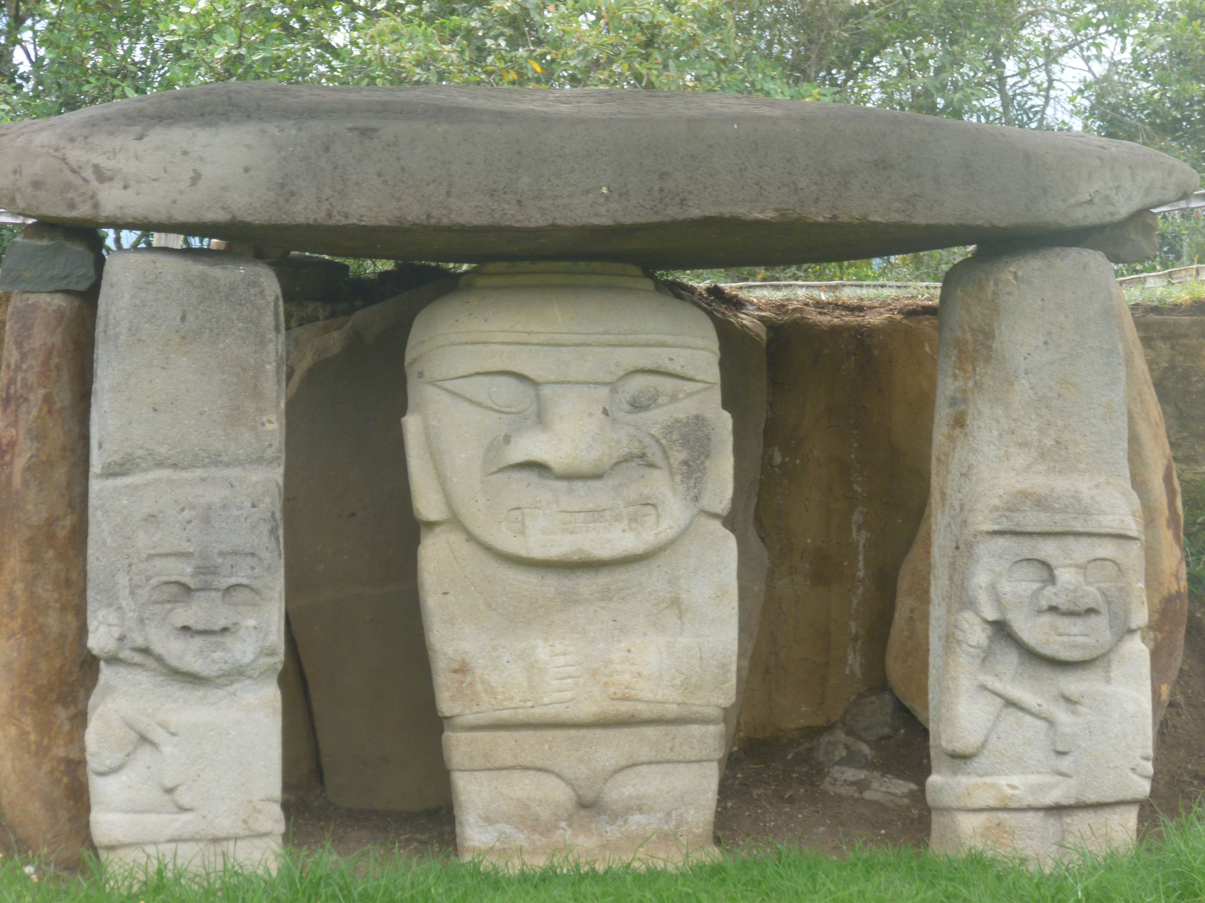 The statues at San Agustín's Parque de Arqueológico.