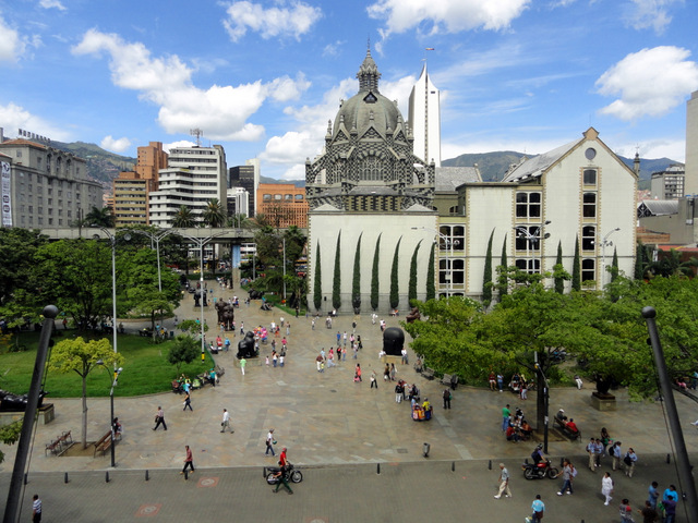 Plaza Botero A view of Plaza Botero from the Museo de Antioquia