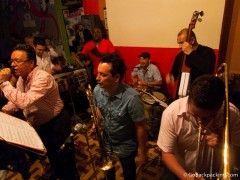 Live salsa at Son Havana