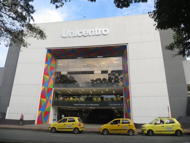 Main Entrance to Centro Comerical Unicentro in Medellín