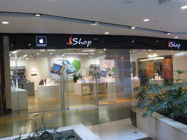 iShop in Los Molinos mall