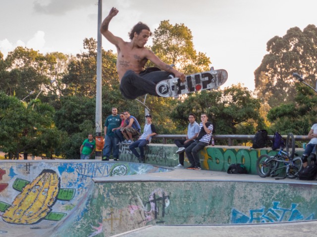 David Gonzalez flying high in the Ciudad del Rio bowl