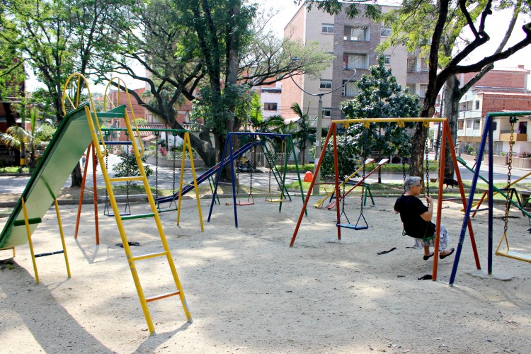 The playground in Parque de La Floresta is enjoyed by all ages