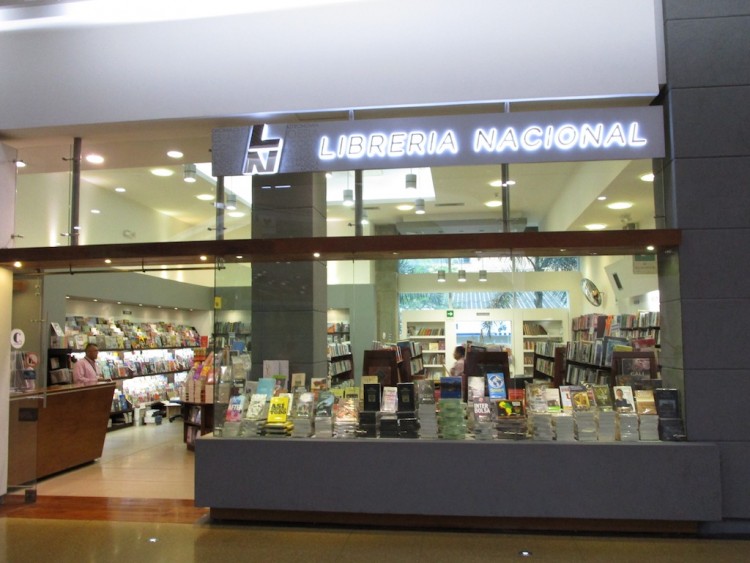 Libreria Nacional in Premium Plaza mall