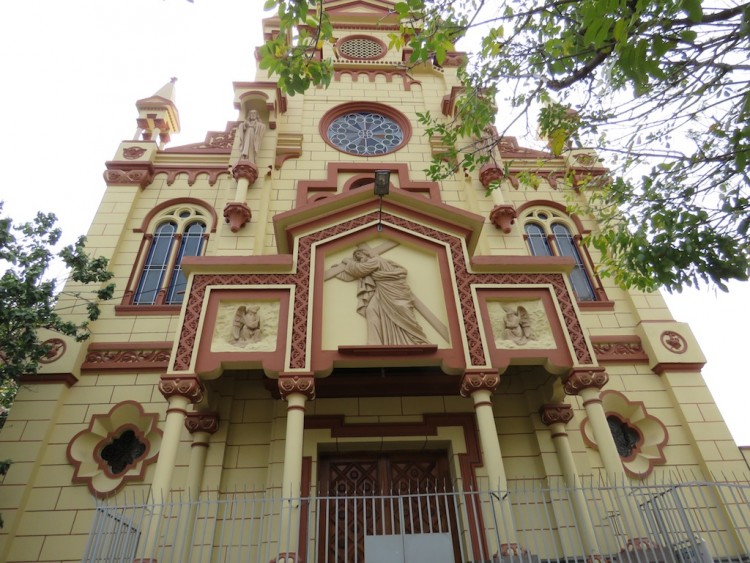 Front of Iglesia Jesús Nazaren
