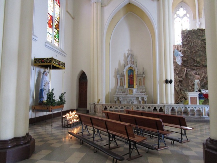 Inside Iglesia Nuestra Señora del Perpetuo Socorro