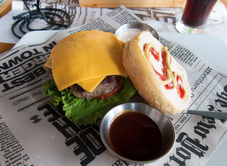 Chef Burger’s cheese burger (photo by David Lee)