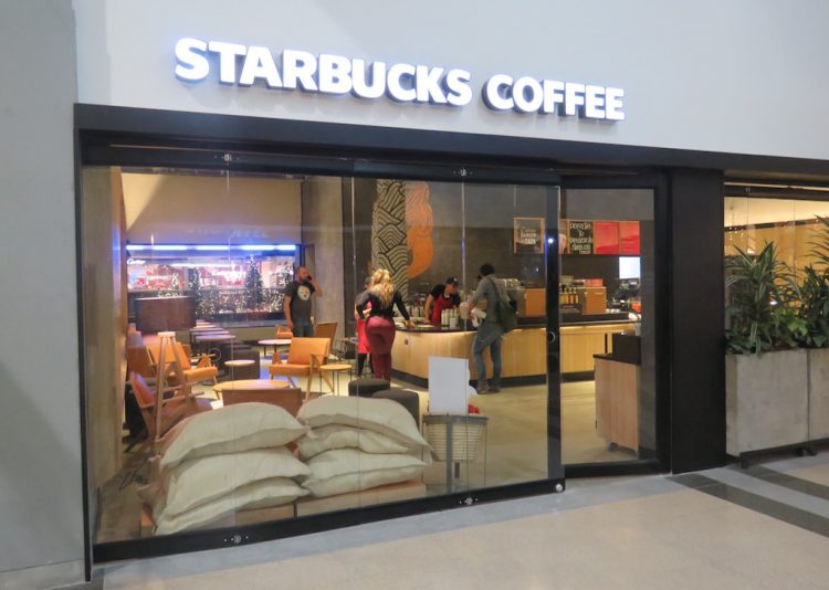 Starbucks in Oviedo mall, before first day opening