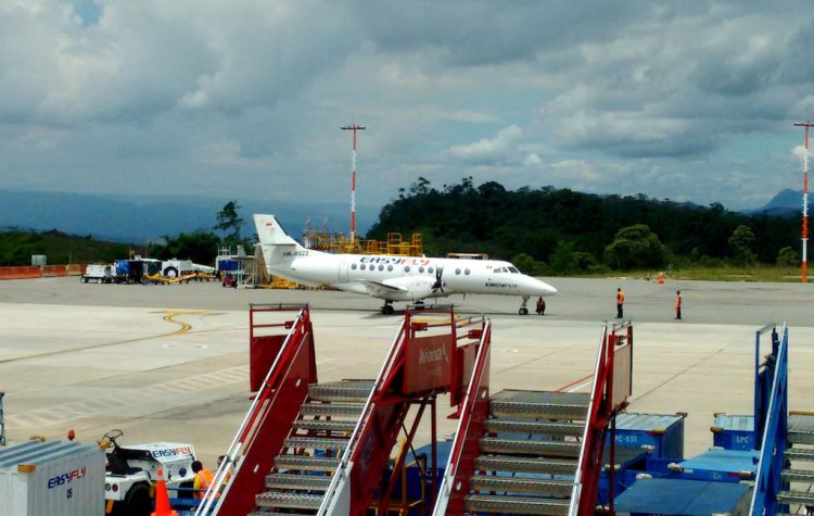 EasyFly at Palonegro airport in Bucaramanga, photo by Santiagoalbar15