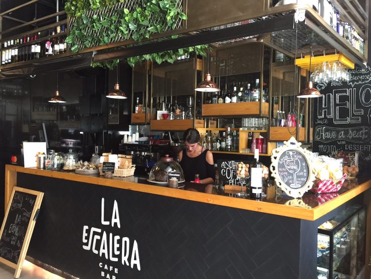 La Escalera, cafe and bar