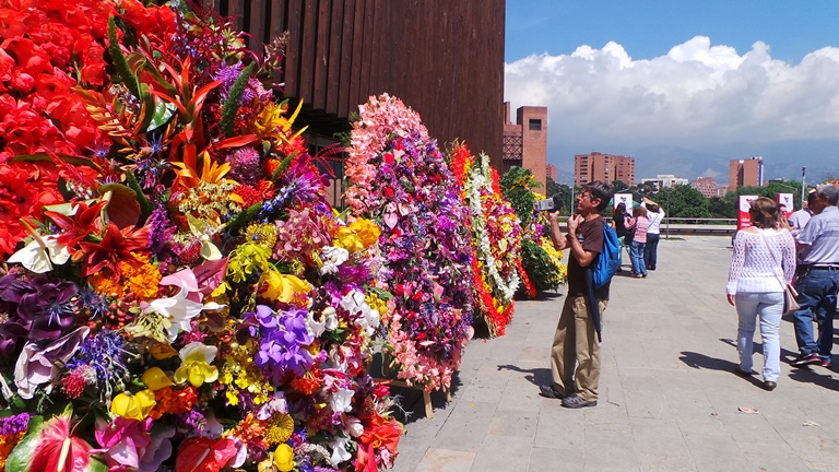 Image result for ExhibiciÃ³n de Silletas Ganadoras