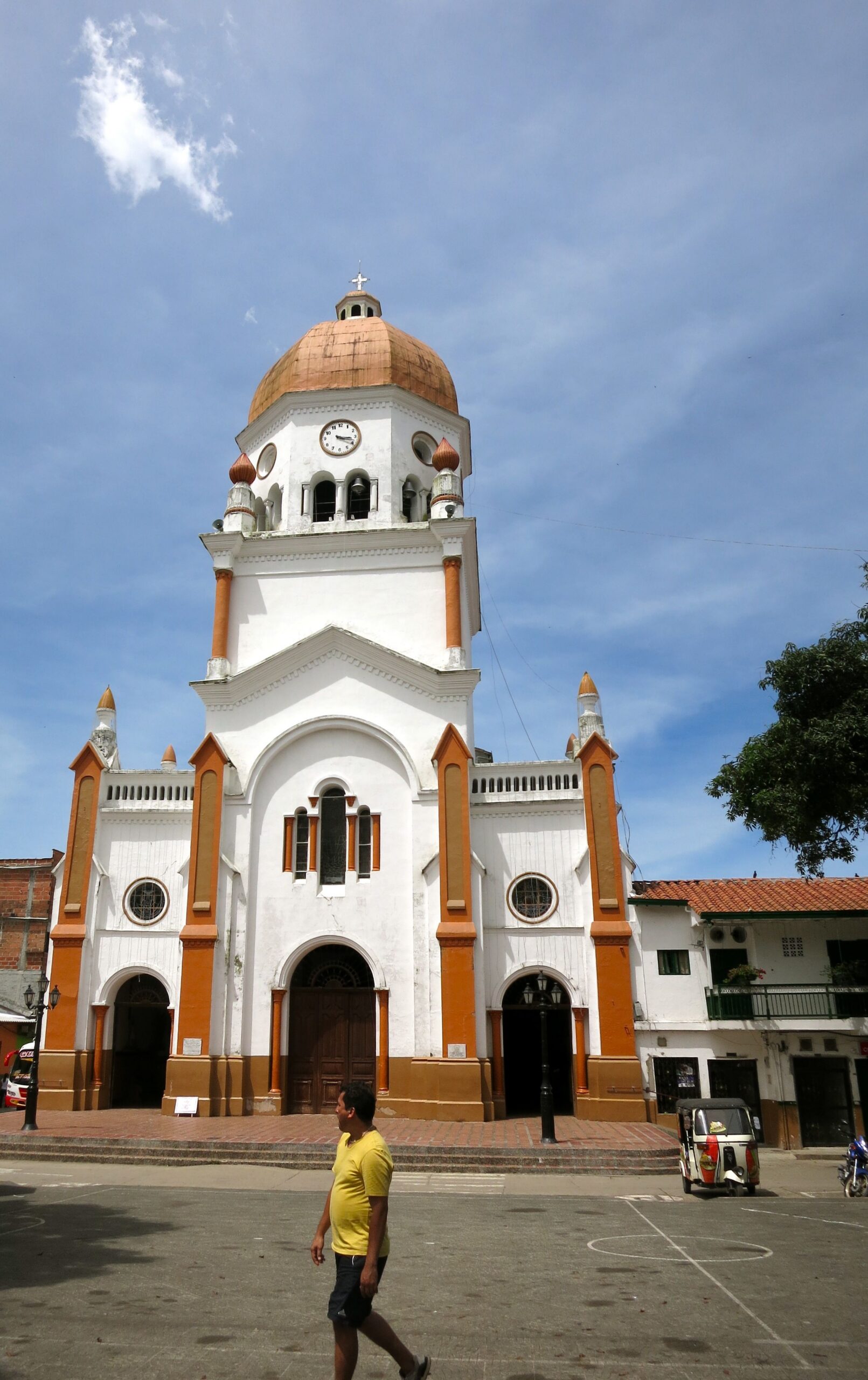 San Rafael The town of San Rafael is worth seeing, but the gem of the area is the Río Guatapé.