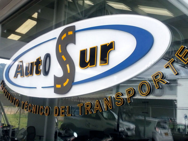 AutoSur, escuela de conduccion in Envigado.