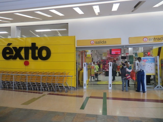 Exito in San Diego mall