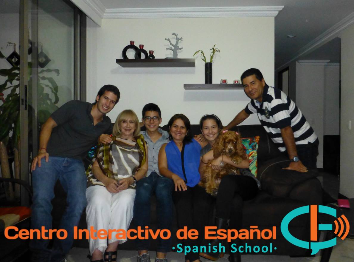 Centro Interactivo de Español Centro Interactivo de Español