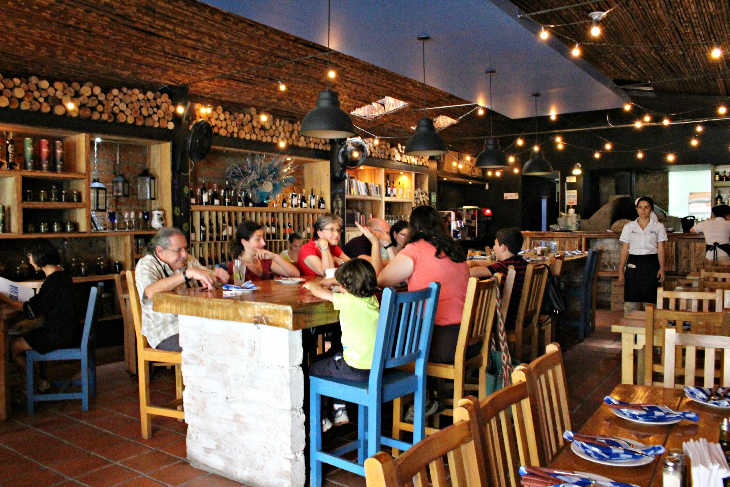 Pizzeria Olivia, Envigado