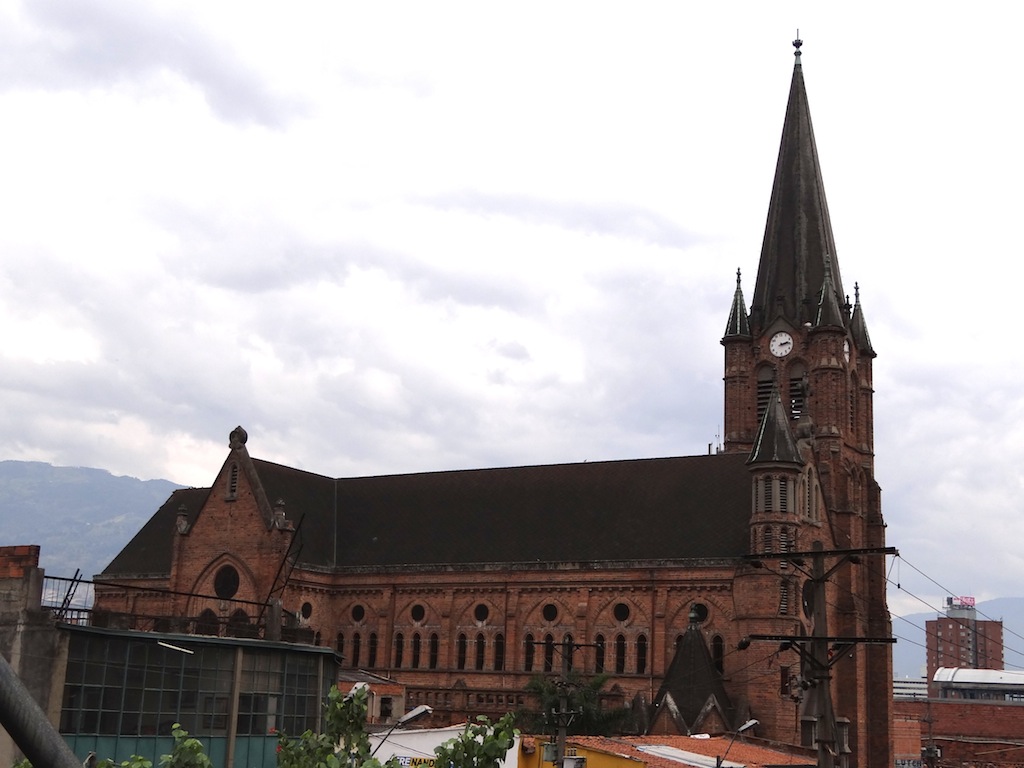 Iglesia del Sagrado Corazón de Jesús: A Gothic Church in Barrio Triste
