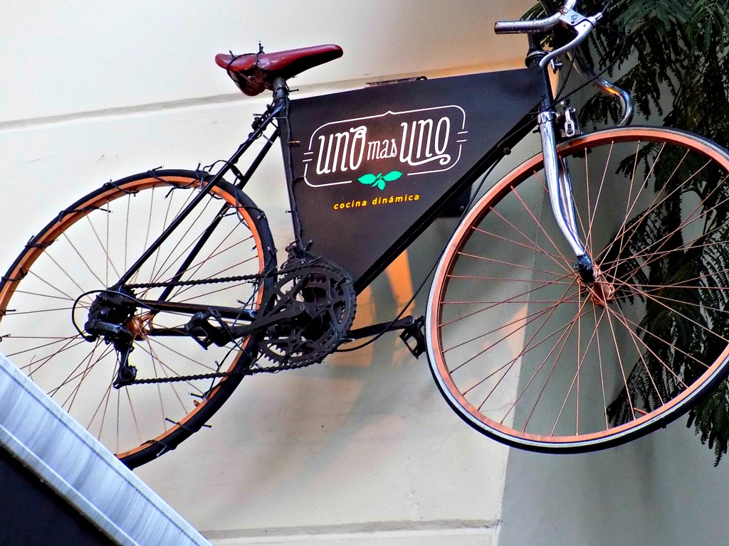 Uno más Uno is a new bike-friendly restaurant.