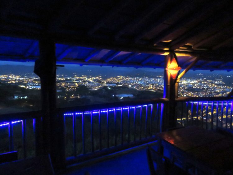 View of Pereira at night from Mirador outlook