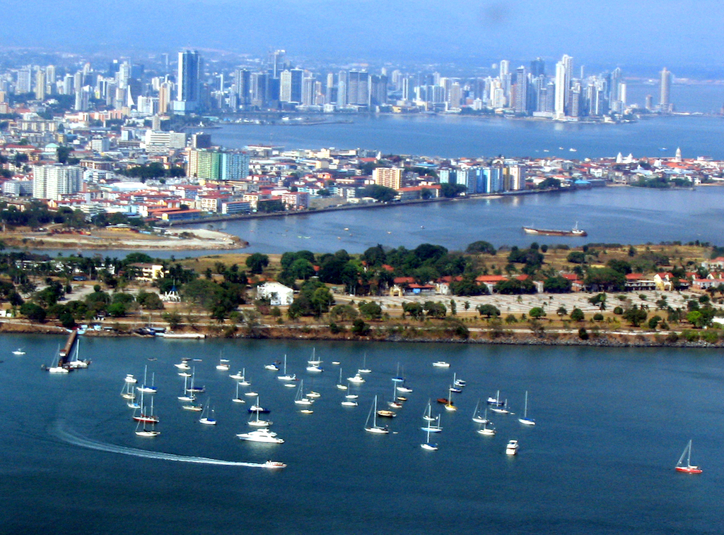 Panama City, photo by Ekabhishek