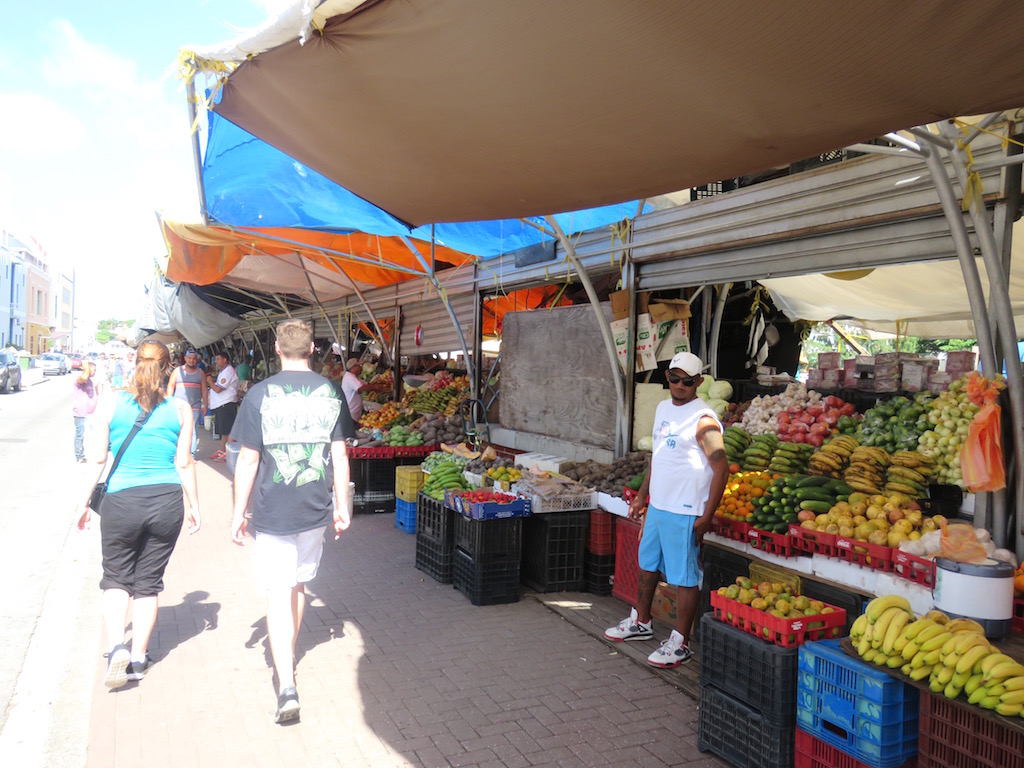 Buying fruits and vegetables at the floating market