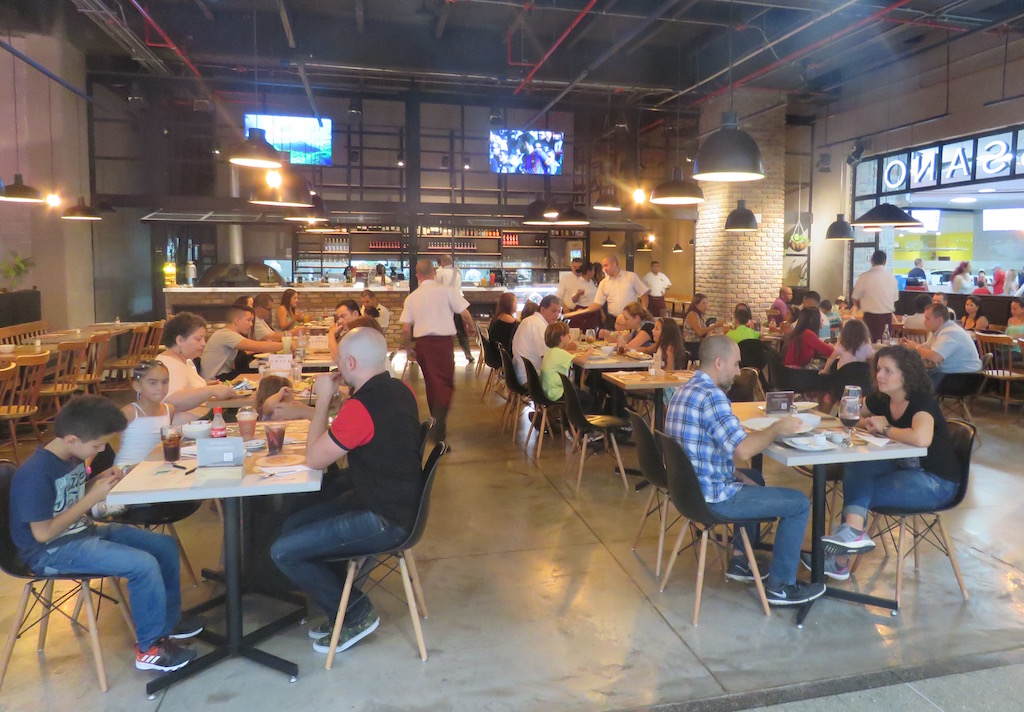 Inside Parmessano in Mayorca mall