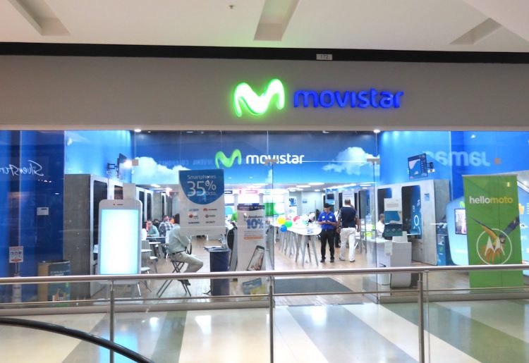 Movistar store in Mayorca mall