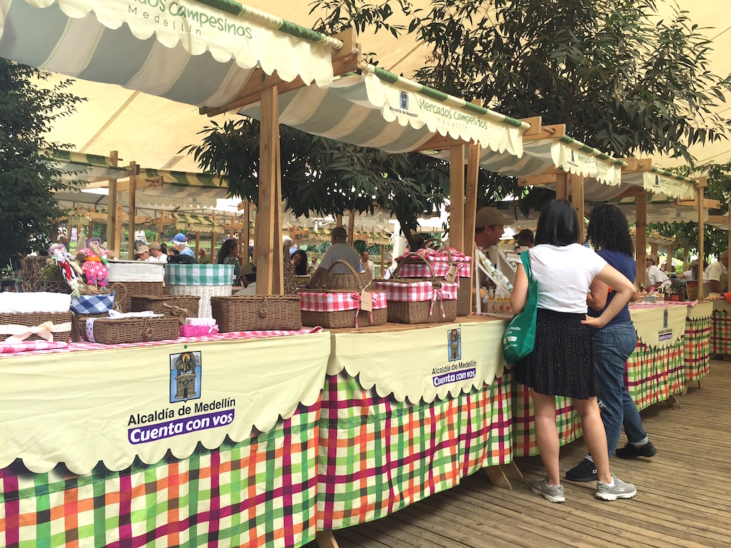 Sunday Farmer's Market from 8am - 1pm