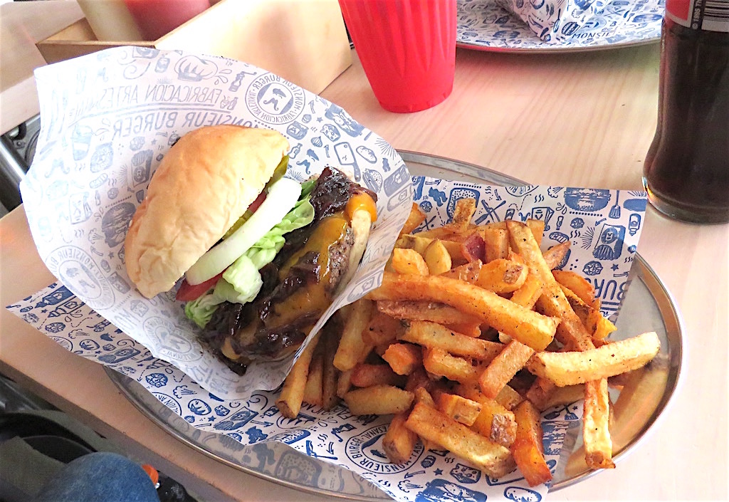 Burger at Monsieur Burger