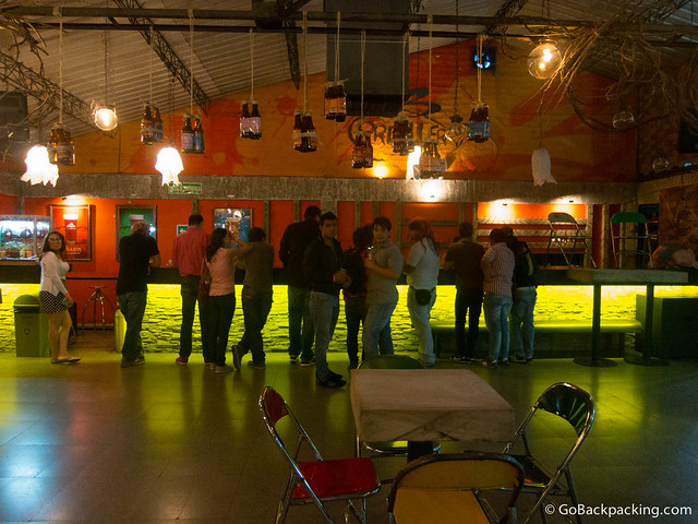 The bar area at 3 Cordilleras