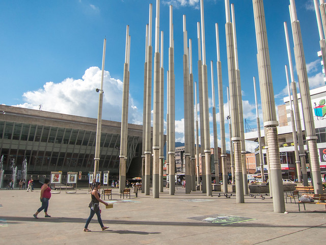 Parque de las Luces, with Biblioteca EPM in the background