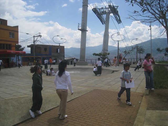 Kids playing under the metrocable in Santo Domingo